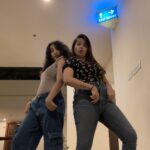 Tejaswani Behera Instagram - 😙After long time with my babeeee….finally we got time to make reel together 😭❤️💌 . . . . . . #dance #dancereel#dhee#dheechampions#mansidhee#tejaswinidhee#dhee10 #rangurakkara #telugureels #reelsinstagram #reelitfeelit