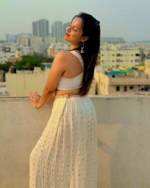 Tejaswani Behera Instagram - 🌻🌤️ 

#viral #explore #post #trend