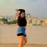 Tejaswani Behera Instagram - Anddddddddd one more part of Yimmy Yimmy ! 🖤🔥💃🏻 #viral #trendingreels #instagram #trend #followforfollowback #million #explore #post