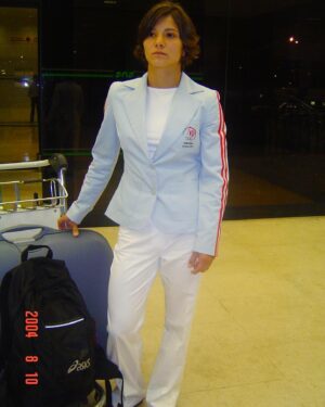 Telma Monteiro Instagram - 18 years old me, brunette, losing weight for -52kg - as you can see by my face -leaving to Athens Olympic Games 2004.

Been through a lot and never gave up. Why would I do it now. 

#mondaymotivation #20years