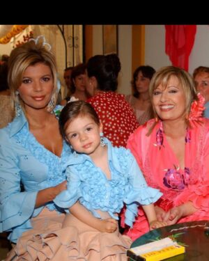 Terelu Campos Instagram - Felicidades al amor de mi vida q hoy cumple 24 años !! Q orgullosa estoy de ti !! Se feliz y no olvides q yo siempre estaré aquí para ti! Te amo !! Imposible elegir una sola Foto !!
