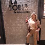 Terelu Campos Instagram - Ayer mi gran amigo Daniel Talavera inauguró junto al @grupolafabrica_restaurantes este nuevo restaurante @labobiadevaldebebas estoy segura q os va a encantar !!! Y q vivan los empresarios q siguen arriesgando y dando puestos de trabajo ! Te quiero mucho amigo💗