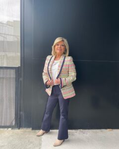 Terelu Campos Instagram - En pocos minutos empezamos en Mañaneros @rtve con total look @canneschic !