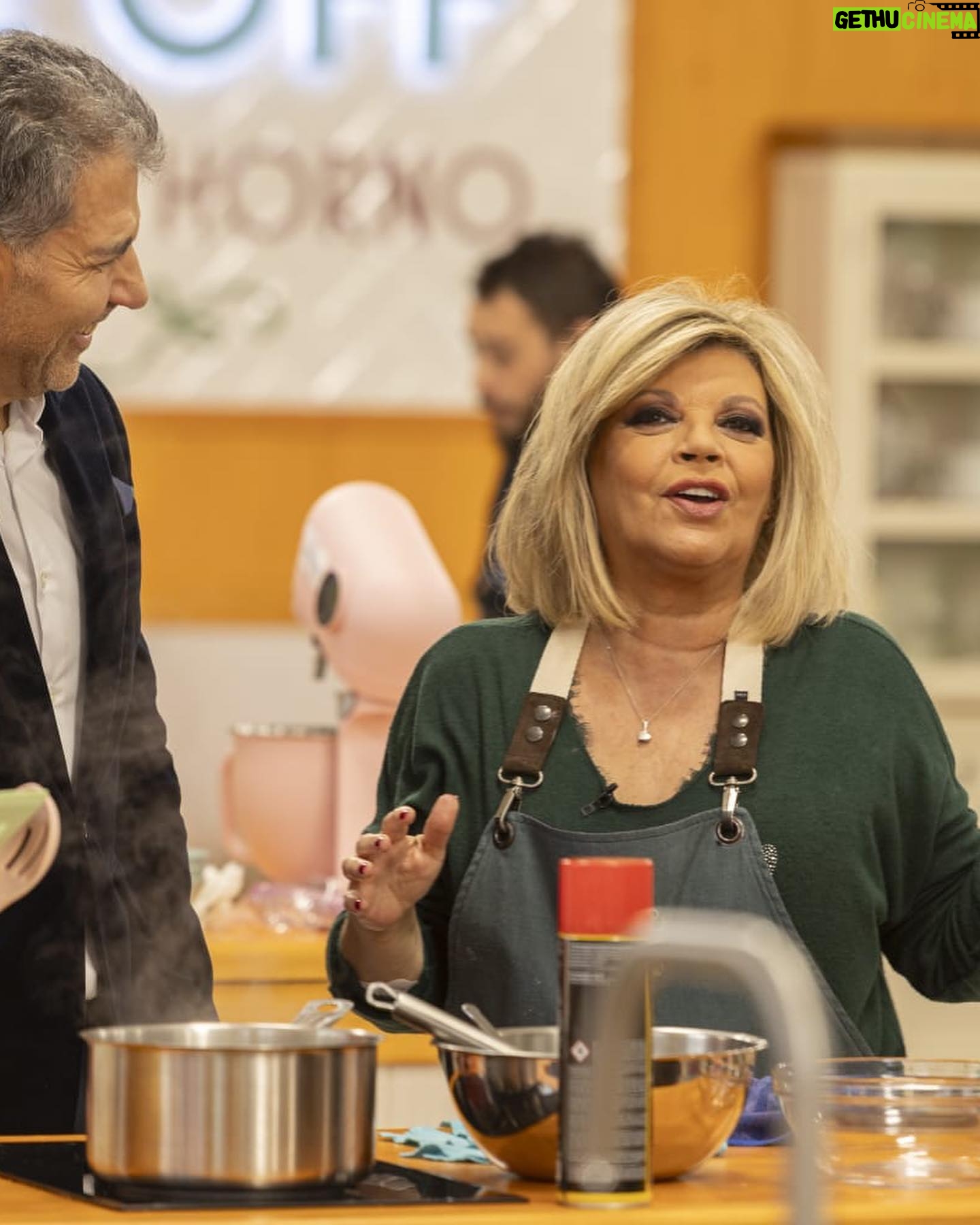 Terelu Campos Instagram - No olvidéis q nos vemos esta noche a las 22.50 en Bake Off “Famosos al horno” programa 6 y vienen curvas ya !!