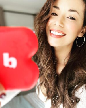 Teresa Castillo Instagram - Still looking for that perfect Christmas gift? Give the gift of a beautiful smile with  @byteofficial (ad)

Go to www.ByteMe.com 
Use my code: teresacastillo

To get your Byte Impression Kit for $19.99 (Standard Price $95) plus 
$200 off the Byte aligner treatment

You can choose from daytime or nighttime (my choice) aligners. Let me know when you get yours so we can go on our smile journey together!