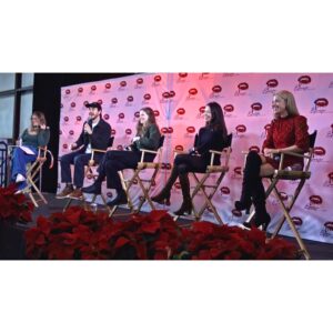 Teressa Liane Instagram - This was so much fun !! 🥰 Xx 

❤️‍🔥 In case you missed it !! 
You can now watch the full Heretics Panel from “I Was Feeling Festive in Mystic Falls” at the link up in my bio ☝🏻😄🌲❤️🎉

Video credit: Amber Garrison @ambergarrison_ 

Thank you @epiccons and our gorgeous, talented host @cadlymack 💖🤗

#IWasFeelingFestive #IWFF #EpicCons  #TheHeretics #MysticFalls #TheVampireDiaries #TheOriginals #Legacies