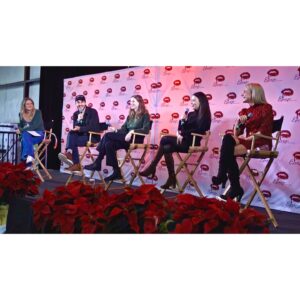 Teressa Liane Instagram - This was so much fun !! 🥰 Xx 

❤️‍🔥 In case you missed it !! 
You can now watch the full Heretics Panel from “I Was Feeling Festive in Mystic Falls” at the link up in my bio ☝🏻😄🌲❤️🎉

Video credit: Amber Garrison @ambergarrison_ 

Thank you @epiccons and our gorgeous, talented host @cadlymack 💖🤗

#IWasFeelingFestive #IWFF #EpicCons  #TheHeretics #MysticFalls #TheVampireDiaries #TheOriginals #Legacies