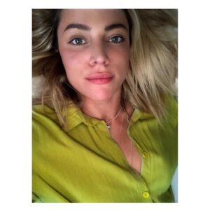Teressa Liane Instagram - Fek 🌸🥳🙏🏻🌻x 

#Lockdown6