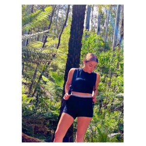 Teressa Liane Instagram - ☀️🌴🦕🕵🏼🦖🌴x

#RedwoodForest 👀