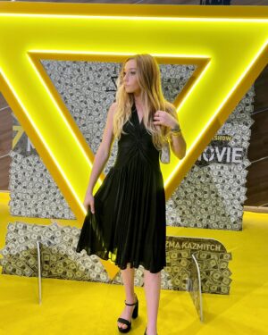 Tereza Taliánová Instagram - Black & yellow 💛