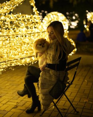Tereza Taliánová Instagram - 1. Adventní neděle už je za námi…máte už Vánoční náladu?❤️🎅🏼 photo by: @janhrncir1