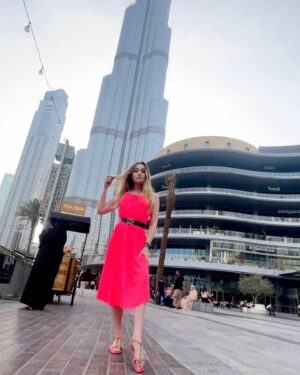 Tereza Taliánová Instagram - Hi Dubai🪽
