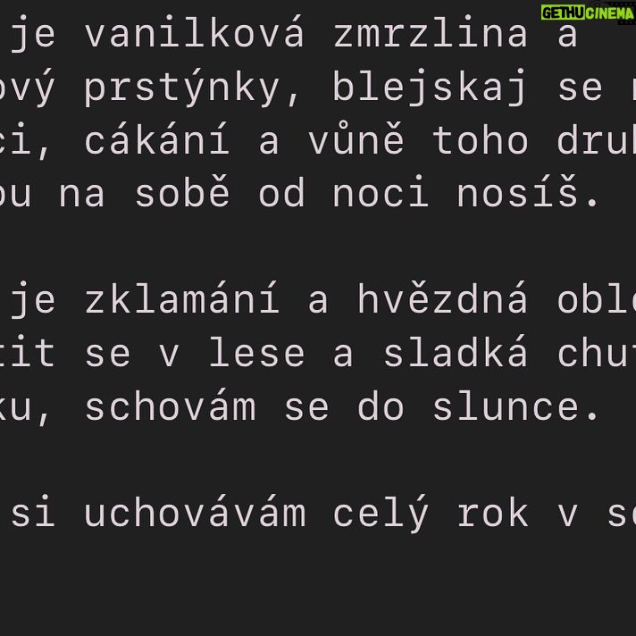Tereza Ramba Instagram - Ahoj lide! Sledujte dneska pečlivě laskaje.cz , chystá se tak pro vás něco nového a strašně, strašně moc krásného. Brzo bude léto! Brzo bude první Máj! Láska je!