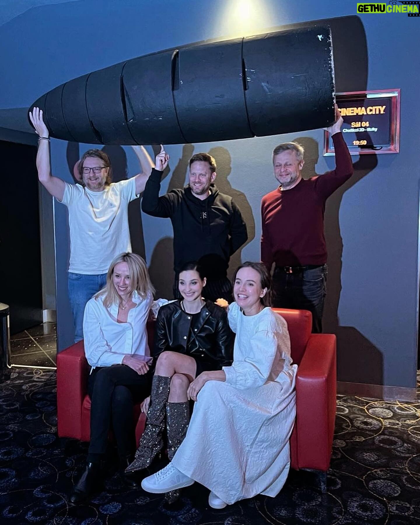 Tereza Ramba - 3.9K Likes - ⭐️Nejen Franta je v Brně 🙏🍿🤗
@terezaramba @jakub_prachar @rudolf.havlik @petra.hrebickova @fridrichvasil @katerinamariefialova @cinemacity_cz
#frantamimozemstan #predpremiera #komedie