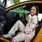 Tereza Ramba Instagram - Milujeme Lexus. Nová krása v bodech zde. Zcela nové LBX Propracovaný interiér – kvalita materiálů a provedení Design / atraktivní kombinace barev Možnost větší individualizace vozu – kombinace barev exteriéru, interiéru, prošívání, pásů… Hybridní pohon 4x4 Kompaktnost vozu ve městě, ale zároveň dostatek prostoru uvnitř včetně prostorného kufru Modernizované UX Vyšší výkon Efektivnější hybridní pohon Nová multimédia Děkujeme @lexuscz , je nám s vámi překrásně!