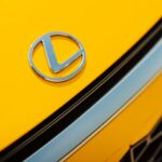 Tereza Ramba Instagram - Milujeme Lexus. Nová krása v bodech zde. Zcela nové LBX Propracovaný interiér – kvalita materiálů a provedení Design / atraktivní kombinace barev Možnost větší individualizace vozu – kombinace barev exteriéru, interiéru, prošívání, pásů… Hybridní pohon 4x4 Kompaktnost vozu ve městě, ale zároveň dostatek prostoru uvnitř včetně prostorného kufru Modernizované UX Vyšší výkon Efektivnější hybridní pohon Nová multimédia Děkujeme @lexuscz , je nám s vámi překrásně!