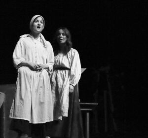 Teri Polo Instagram - I can’t tell you how amazed I am with my extraordinary daughter Bayley…
dancing, teasing, seducing, laughing, and singing her way through her school musical, Les Miserábles. 

You’re simply stunning…
I am in awe, BP

I love you,
mom 💜

#daughter #iloveyou #musical #dancing #singing #laughing #lesmiserablesmusical 
#lesmiserables