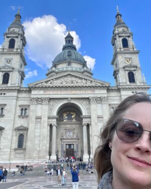 Teri Polo Instagram - Budapest, Hungary 🇭🇺 

I am grateful to be able to participate in such a business that allows me to travel…
To experience such powerful and palpable history was a truly humbling. 
Thank you to all who were patient and welcoming. 🙏🏼❤️
#fbiinternational @fbicbs #dickwolf 

(ugh. I hate when I forget to size the pictures before I post them. Sorry to disappoint @petehalvorsen 😬)

1. Szent István-bazilika 
2. Magyar Allami Operaház 
3. An extraordinary building I saw along my walk that I’m ashamed to say I never learned what it was. (Please feel free to comment and tell me the name!)
4. and 5. Parlament (and yes, it’s spelled correctly)
6. Vásárcsarnok (Central Market Hall) 
7. A Room With a View

#budapest #hungary