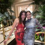 Teri Hatcher Instagram - What happens in the club stays in the club 😂🎉🍾 Thanks @xslasvegas @wynnlasvegas for a raging good time. I did need a few days to recover but this time together was time well lived! 🙏🏻🎉🥳👏🏻