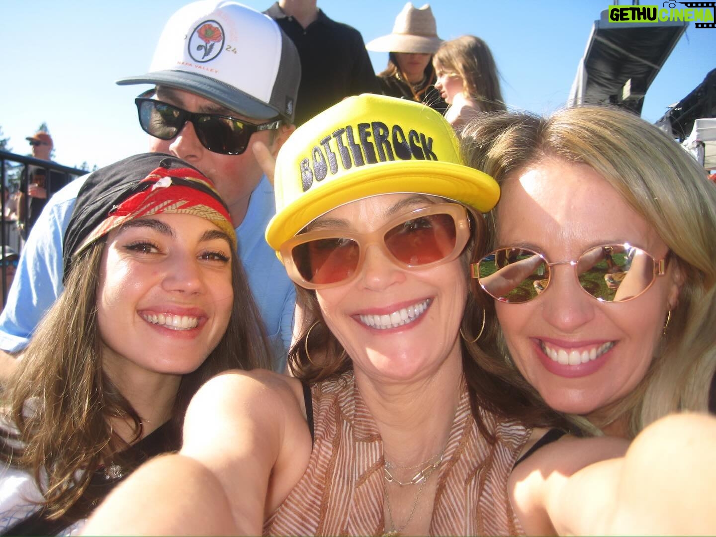 Teri Hatcher - 14.7K Likes - The best time had with amazing friends, great wine and incredible music. Our annual tradition did not disappoint! @bottlerocknapa #grateful