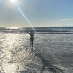 Teri Hatcher Instagram - Goodbye 58 Hello 59. What an amazing day I’ve spent in nature with loved ones…cold ocean, warm hearts, moving, talking , laughing. With age comes the deepest sense of acceptance and freedom, appreciation and gratitude and the energy and ambition to do all that you can in and for this world and the people in it. Grateful for each day and the opportunities it brings. My heart is full. Thank you everyone for all the birthday wishes. #everydayisagift #nofilter