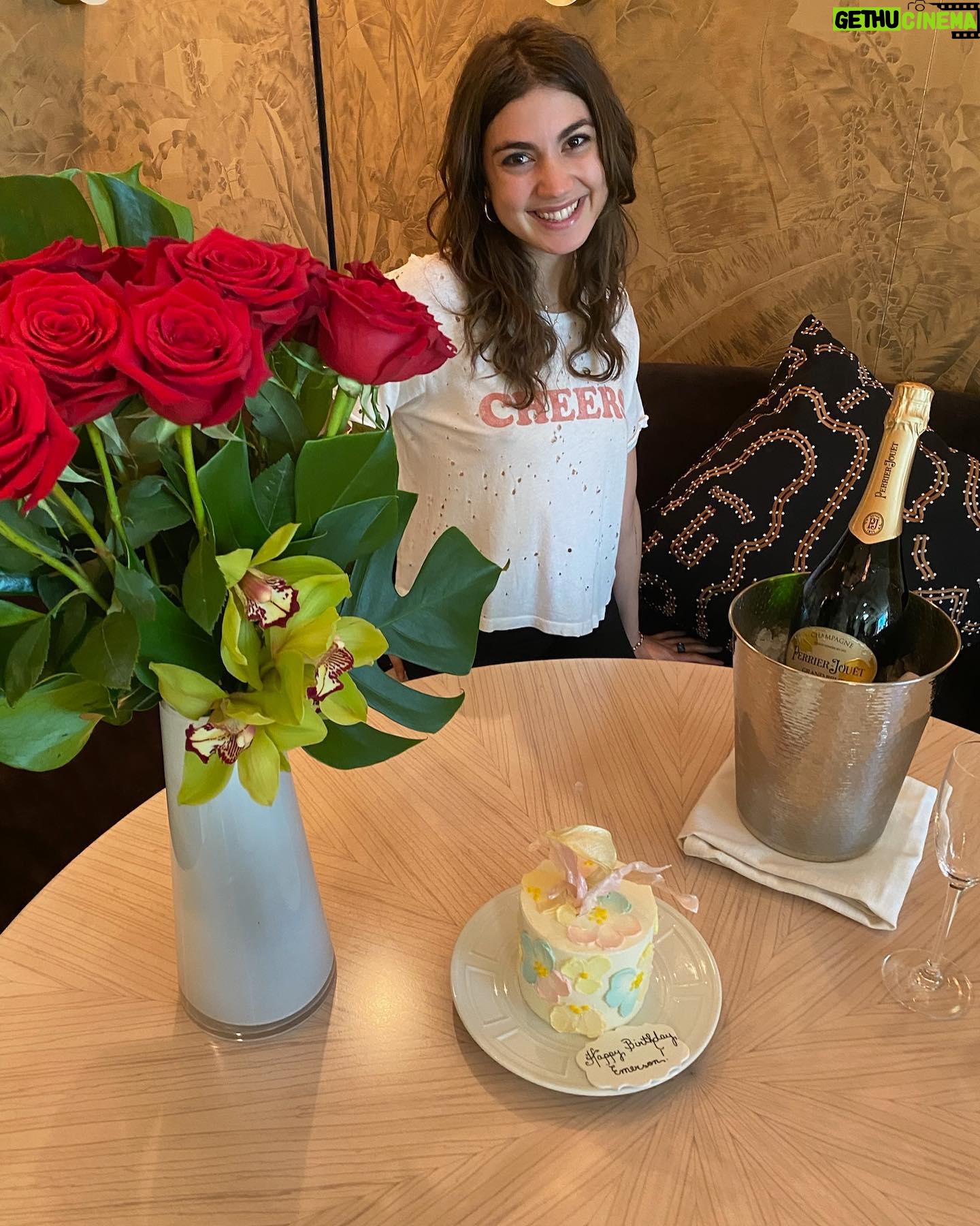 Teri Hatcher - 15.3K Likes - What a way to celebrate 26 years of life with @iamemersontenney đ So grateful to be her mom & SO fun to celebrate with her and her girlfriends𼳠@wynnlasvegas Thanks for helping us create memories we will never forget! #bestweekend #birthdays #girlsnight #vegas #celebrations