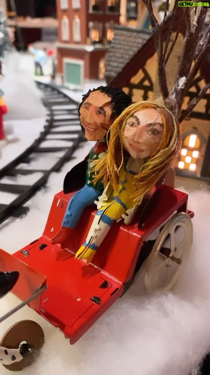 Teri Hatcher Instagram - A special #christmasvillage video with special guest star (puppets) @kithoover & @mariolopez Thanks @accesshollywood for this adorable sled🛷 Hope you enjoyed the tour. 😉 #happyholidays #merrychristmas #2023