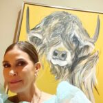 Teri Hatcher Instagram - Now that’s a sexy cow! Not me…the painting! 😂 😂😂. Good things are worth waiting for. That’s my #tuesdaymotivation I waited a long time to get this beautiful painting by #cornwall artist @carolinewalkerart framed and hanging in my living room and it fits in perfectly. Art in a home can lend a vibe to your space, your mind, your spirit and this vibrancy, whimsy and delicate artistry will inspire me every day. Thank you #carolinewalkerartist for your magical craftsmanship💖 #cornwall #padstow #cow #highland #art #whimsy #artgallery #painting #sexycow Check out her work www.Caroline-walker.co.uk