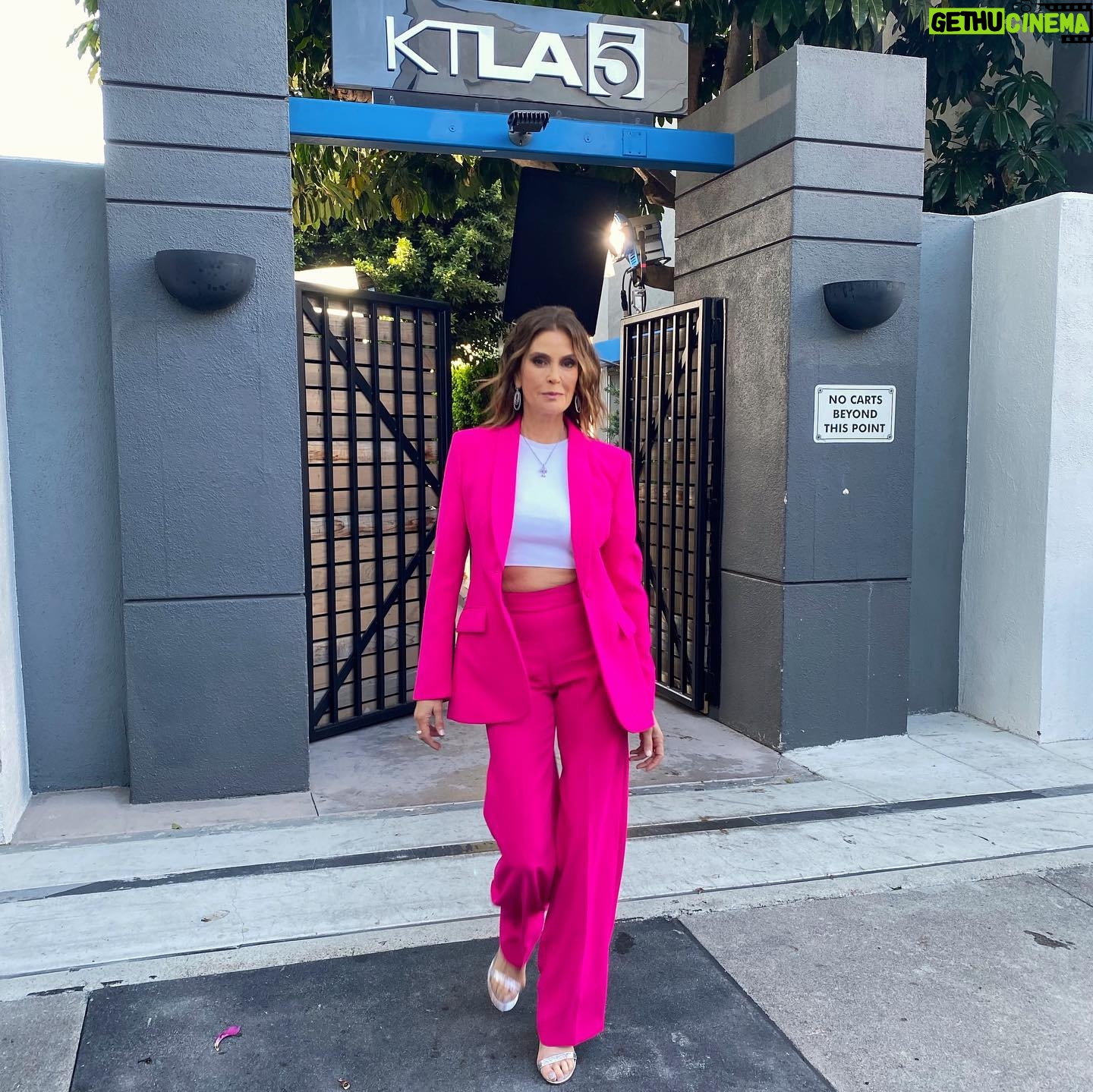Teri Hatcher - 15.6K Likes - Thanking my glam team for helping me brighten up a very early morning. So grateful to be out there talking about #midlovecrisis @hallmarkmovie You can watch this Sunday Oct 9 th. 9/8 Central #romcom #hope #laugh #ageisjustanumber STYLED by @thedollhaus.co