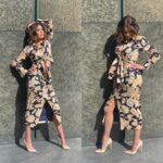 Teri Hatcher Instagram - Soaking in #tuesdayvibes @edailypop @reiss