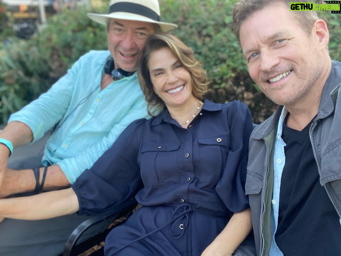 Teri Hatcher Instagram - More behind the scenes with this wonderful cast of #midlovecrisis Don’t miss it. Tomorrow night #premiere @hallmarkmovie #setlife #grateful