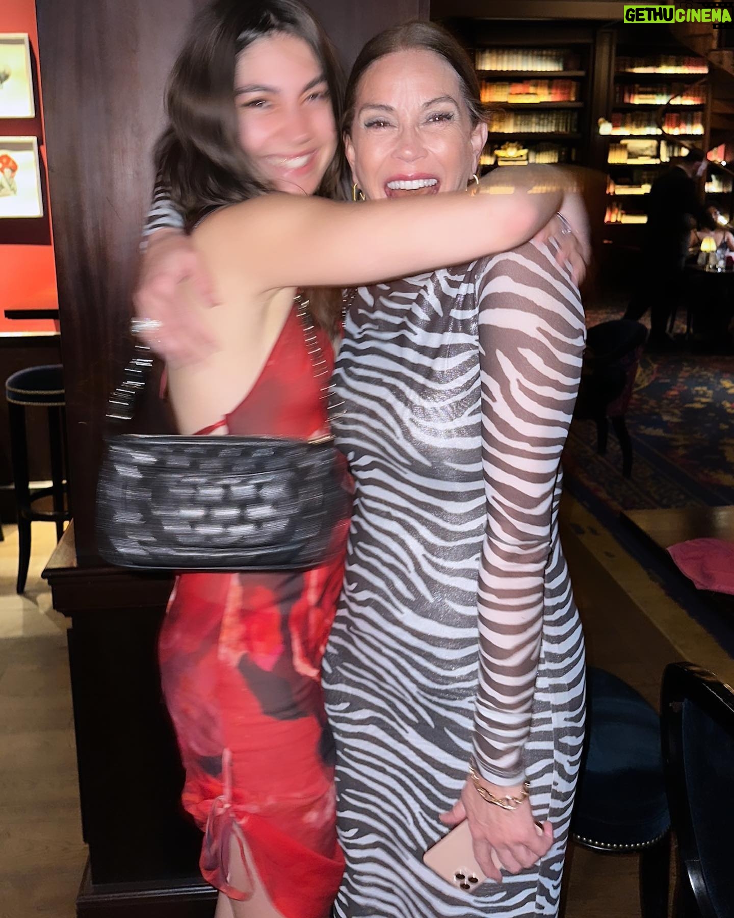 Teri Hatcher - 15.2K Likes - What happens in the club stays in the club đđđž Thanks @xslasvegas @wynnlasvegas for a raging good time. I did need a few days to recover but this time together was time well lived! đđťđđĽłđđť