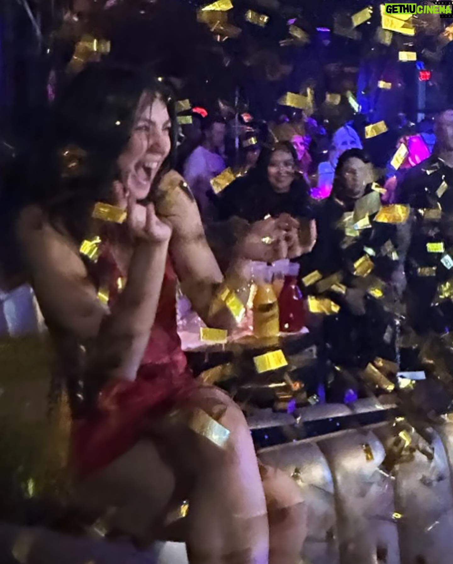 Teri Hatcher - 15.2K Likes - What happens in the club stays in the club đđđž Thanks @xslasvegas @wynnlasvegas for a raging good time. I did need a few days to recover but this time together was time well lived! đđťđđĽłđđť