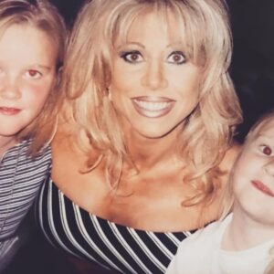Terri Runnels Instagram - With #BigBossMans daughters...in 1999! My heart bleeds for you today! Happy Birthday my best friend, brother, father, travel partner, "girlfriend", EVERYTHING! I LOVE YOU GIRLS!❣❣❣🙏❣❣❣