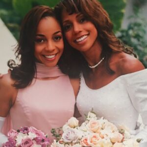 Terry Ellis Instagram - Happy #bestfriendsday! 👧🏽💓👧🏽32 years down and a lifetime to go!!! My #bestie is SOLID! Solid as a ROCK 🪨 
#HollyAndTerry #TerryAndHolly 
#bestfriends #twins #doppleganger