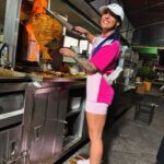 Tessa Blanchard Instagram - A falta de amor, unos tacos al pastor 💚🤍♥️