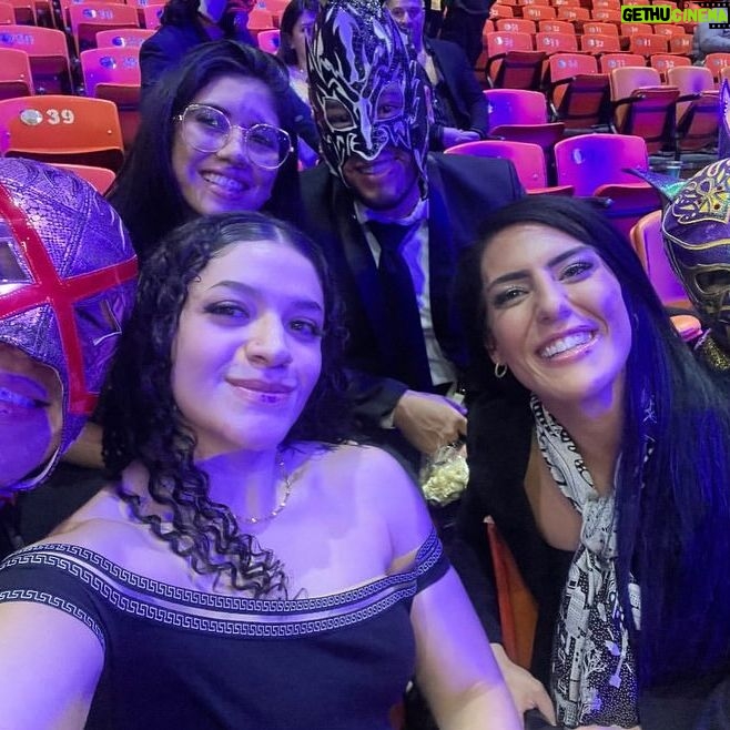 Tessa Blanchard Instagram - Celebrando 10 años de CMLL INFORMA con gente increíble. 💜