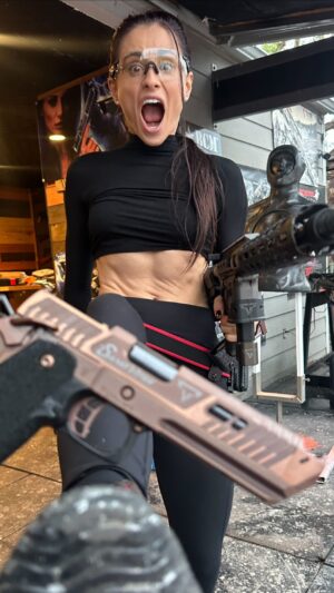 Tetiana Gaidar Instagram - Do you have new #leggings from @howitzerclothing with belt loops? They are perfect for the range & #workout 🔥 I L.O.V.E them & highly suggest ! Thank you @scuzi23 for creating such an awesome design♥️ 

What do you think of the new invisible optics? 🤫
