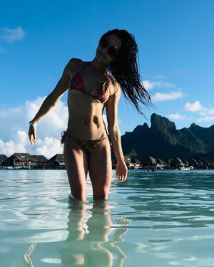 Tetiana Gaidar Instagram - Save this post & share if you like #traveling & want to go to #BoraBora. This post & the next one will be a comparison of two hotels I visited in #FrenchPolynesia @fsborabora :

1. Villas 102 or 104 offer the best view of the sunset and a private island in the middle of the ocean (or any other villa on this side with even numbers).

2. You can organize fireworks 🎆 & a private dinner on the little man-made island in the middle of the ocean🏝️. Set up a ❤️ heart made of flowers on the beach or on the private island – so romantic. Lots of honeymoon couples, newlyweds, and couples proposing or having weddings on that🏝️ island.

3. The Asian restaurant is my favorite. The Mediterranean restaurant is good too

4. There are lots of activities you can do: jet ski tours around the island, flyboarding, scuba diving 🤿, going on a tour to swim with sharks and stingrays, snorkeling in the lagoons at the resort, etc. …. The concierge is nice, but we loved St. Regis service better!

5. The water at Four Seasons is so shallow you can walk from your villa to the beach and to the private little man-made island in the middle, sometimes you can see the shark by your villa, you can swim with them too. Water super warm!