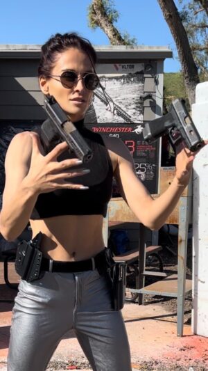 Tetiana Gaidar Instagram - @bravoconcealment @tetianagaidar Does duel wielding have any practical application or is it just a Hollywood Myth ? Also, do you prefer Inside or Outside for EDC?