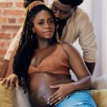 Teyonah Parris Instagram – I know @a_baby_consultant_llc is sickuh meeeeee and my 50lem questions!!!Because no- really- HOW ARE WE ALL JUST HERE like regular degulah?!! Like there aren’t a MILLION intricacies involved to create and bring forth life?! 🤯🖤🙌🏾

#BirthandLaborEducation #Doula #BlackMaternalHealth