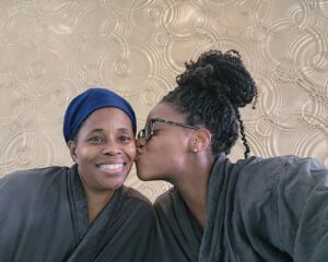 Teyonah Parris Instagram - My mommy surprised me with a Mommy/Daughter Babymoon where we focused on rest, relaxation, and reflection to mark this very special moment in my life of becoming a Mama, myself. 

So grateful for your love and guidance, Mom. Praying i will be even a fraction of the Mama you've been for me- to my child! Love you!! 🖤