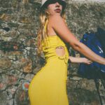 Thaís Müller Instagram - e a vontade que tô de tá assim em Salvadô 🫶🏼