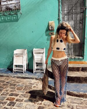Thaís Müller Instagram - e a vontade que tô de tá assim em Salvadô 🫶🏼