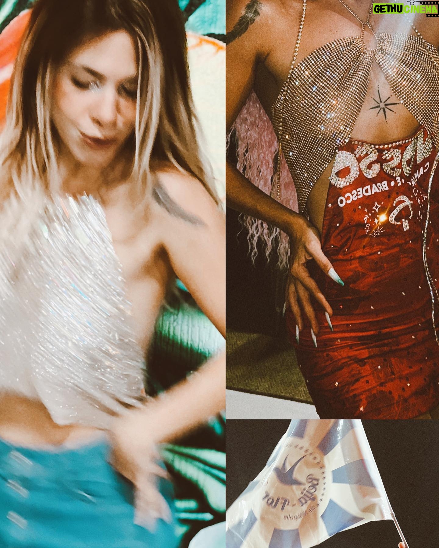 Thaís Müller - 767 Likes - volta aqui ✨🫶🏼
a gente passa o ano todo esperando
e passa rápido demais
