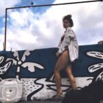 Thaís Müller Instagram – pra inaugurar as fotos de dias cinzas 
com um sorriso de felicidade