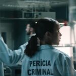 Thais Lago Instagram - DNA do Crime chegou direto no Top #1 de séries mais assistidas da @netflixbrasil e no Top 10 em diversos países do mundo, como Alemanha, EUA, França, México e Argentina. Confira já todos os episódios dessa série policial que conta com #MaeveJinkings, #MariOliveira e #ThaisLago no elenco e #BrunoPasseri como co-chefe de roteiro. Imperdível!