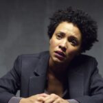 Thais Lago Instagram - DNA do Crime chegou direto no Top #1 de séries mais assistidas da @netflixbrasil e no Top 10 em diversos países do mundo, como Alemanha, EUA, França, México e Argentina. Confira já todos os episódios dessa série policial que conta com #MaeveJinkings, #MariOliveira e #ThaisLago no elenco e #BrunoPasseri como co-chefe de roteiro. Imperdível!