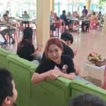 Thanaporn Rattanasasiwimon Instagram - กลับบ้านคร้้งนี้ถือโอกาสชวนครอบครัว มาเลี้ยงข้าวคุณตาคุณยายก่อนวันเกิด ได้ใช้เวลากับครอบครัวแฮปปี้กันถ้วนหน้า 😚 #มายฮาเร็ม #haremminee #haremminesbirthday