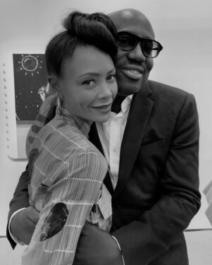 Thandiwe Newton Instagram - So good to see my HomeSlice 🇬🇧 @edward_enninful @britishvogue last night 🙏🏽 

@thebemagugu 
@sacaiofficial 
@chanelofficial 

@erinwalshstyle 
@christianhogstedt 

Hair and make up by ME 🥰